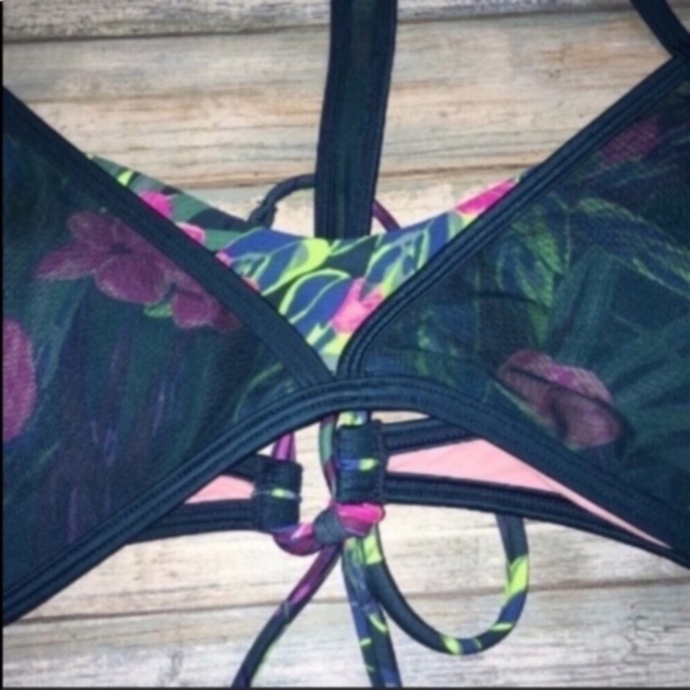 Xhilaration Green Floral Bikini Top Large Tropical Print Swim Adjustable Straps - Picture 4 of 5